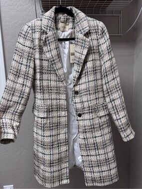 Elie Tahari Cream & Black Plaid Tweed Peacoat